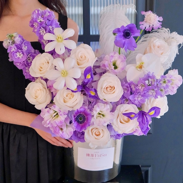 【花鈴綿綿】玫瑰花紫羅蘭鬱金香蝴蝶蘭混搭花束生日花束約會花束生日鮮花