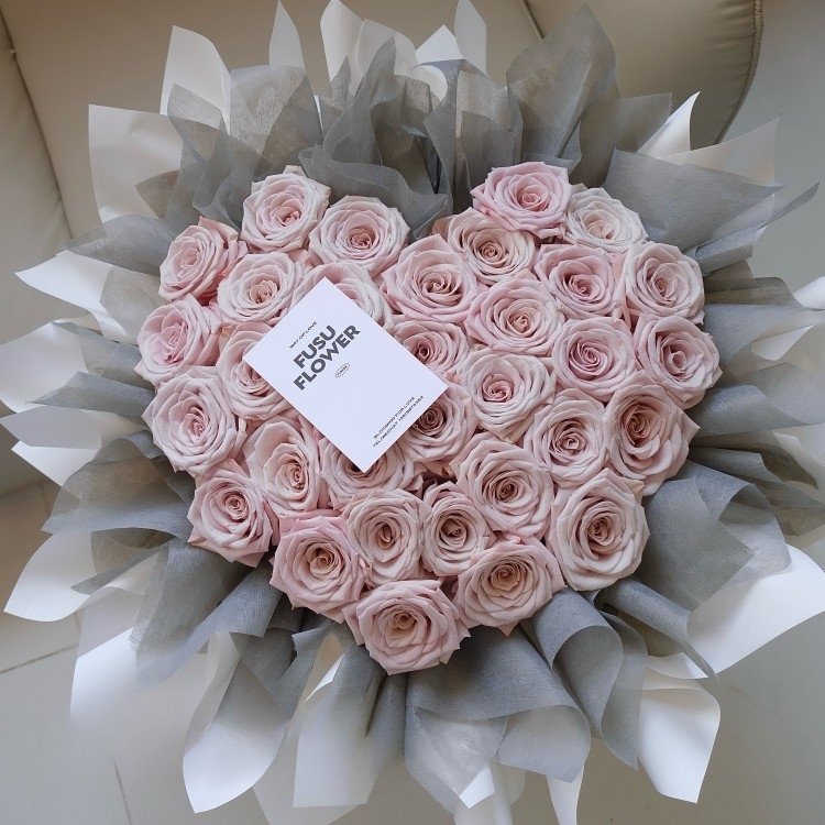 【遇見浪漫】33朵曼塔玫瑰花束生日鮮花生日花束告白鮮花約會 約會花束