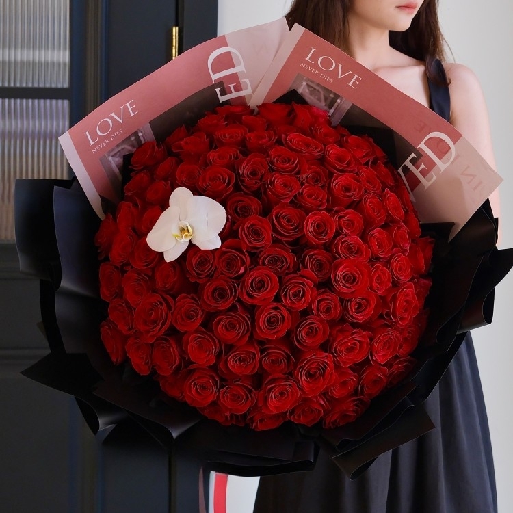 【三生有幸】99朵紅玫瑰蝴蝶蘭混搭花束約會花束約會花束告白鮮花生日