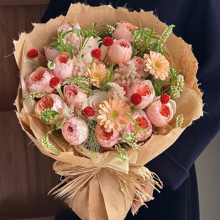 【詩中雅韻】自然風朱麗葉玫瑰花千日紅弗朗混搭花束約會花束生日花束