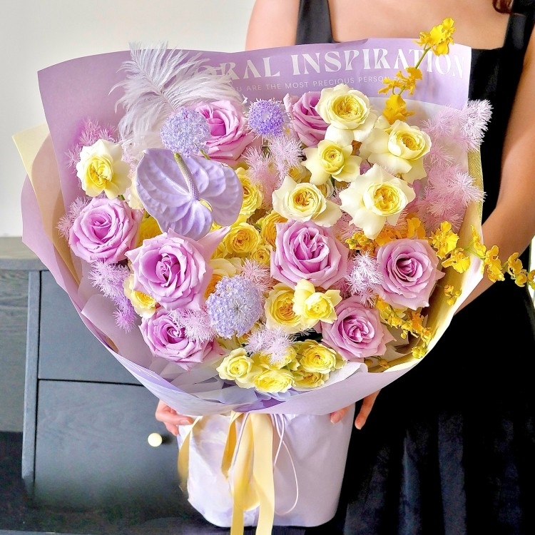 【一盞漓月】紫玫瑰花紫掌跳舞蘭蓬萊松翠珠混搭花束生日花束