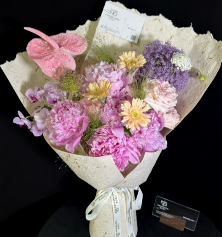 【冰激淩】生日鮮花送閨蜜朋友