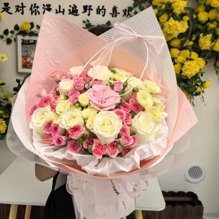 【雪霰糖心】多頭玫瑰粉荔枝奶油杯鮮送長輩求愛紀念日鮮花（廣州鮮花）