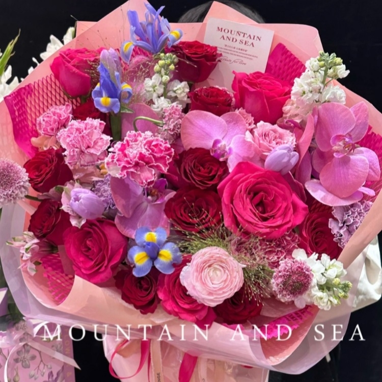 【愛意燃燒】混搭花束祝福花束告白花束生日花束情人節花束