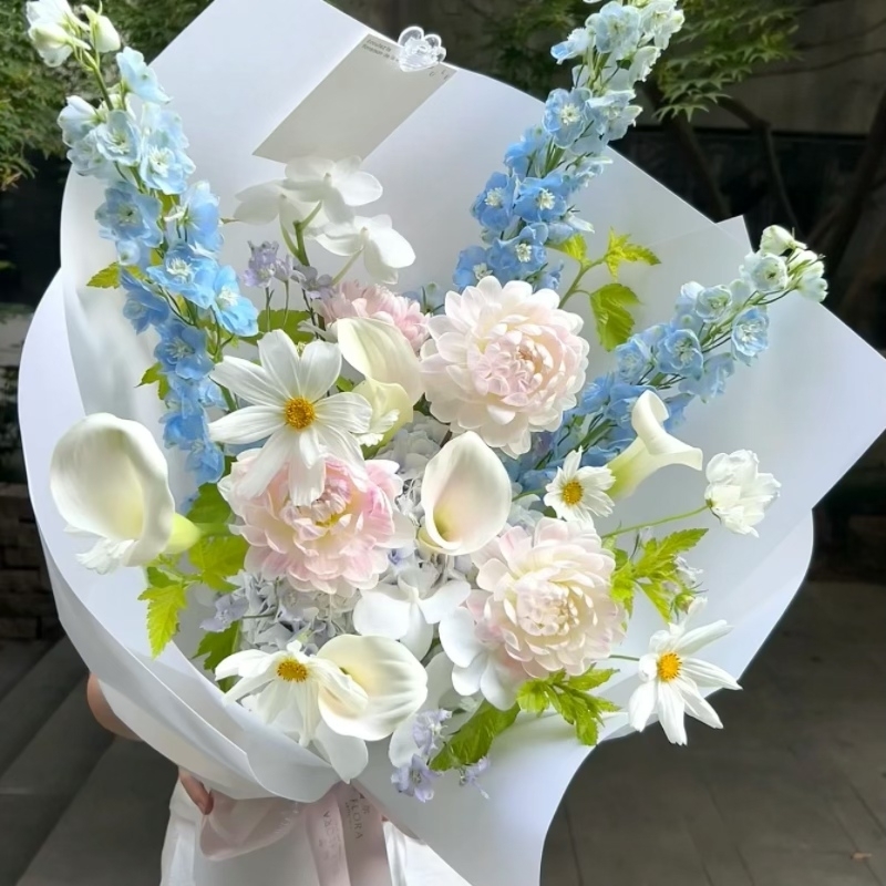 平蕪盡處是春山