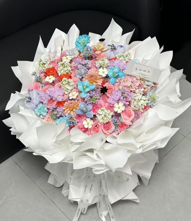 99枝粉色玫瑰混搭大麗花、鬱金香花束(fl00020-0009)