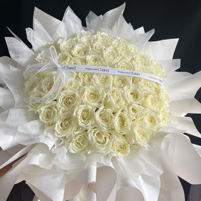 52枝白色玫瑰花束(fl00006-038)