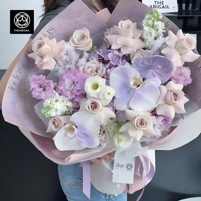 繡球混搭蝴蝶蘭，曼塔玫瑰花束(fl00007-037)