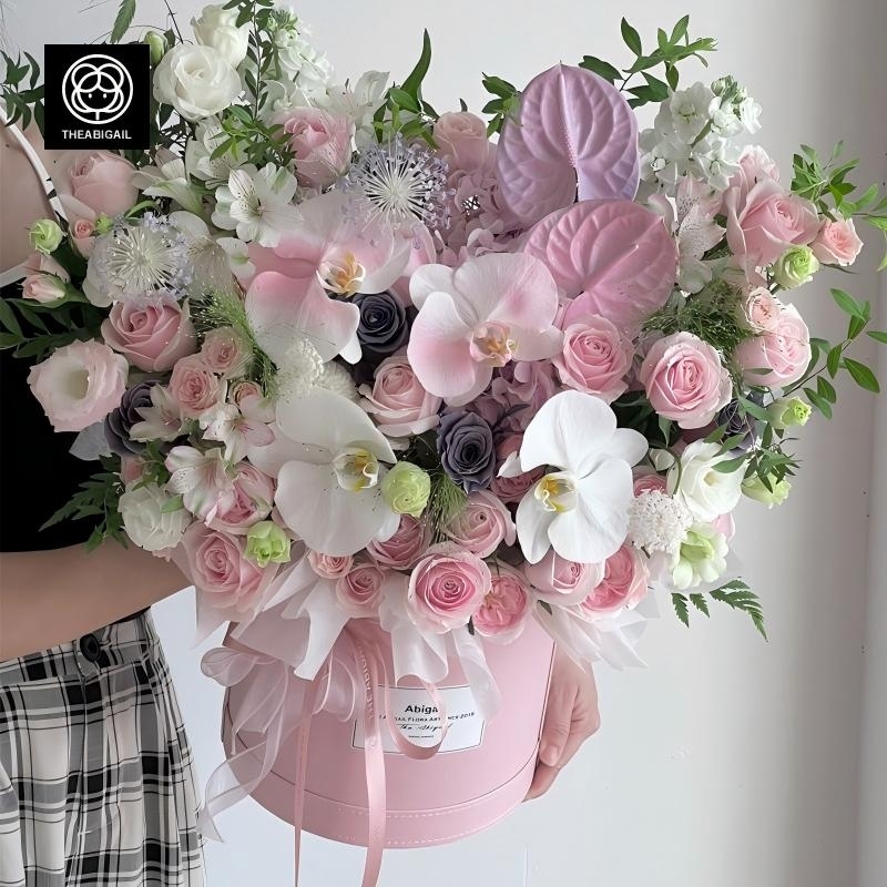 Phalaenopsis (spray color) and  Rose  Mixed Flower Bucket(fl00007-064)