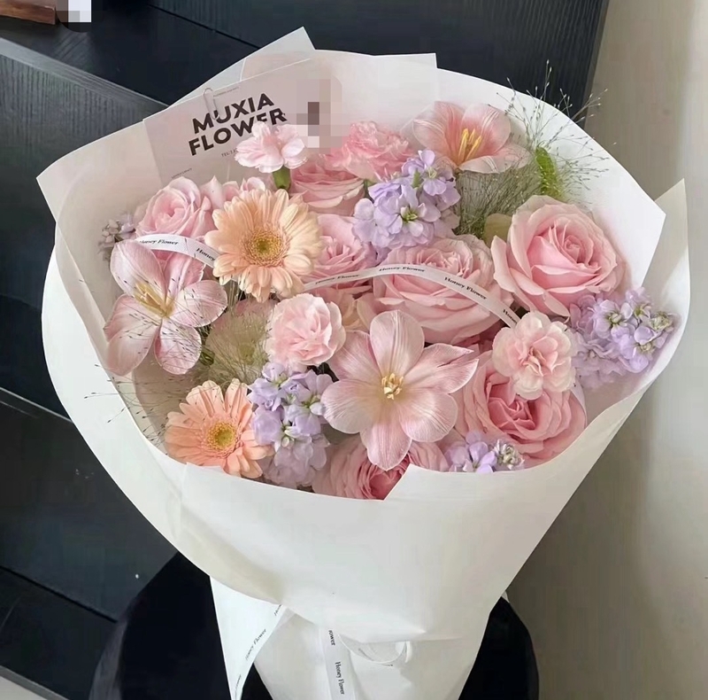 玫瑰混搭鬱金香、非洲菊花束(fl00025-0028)