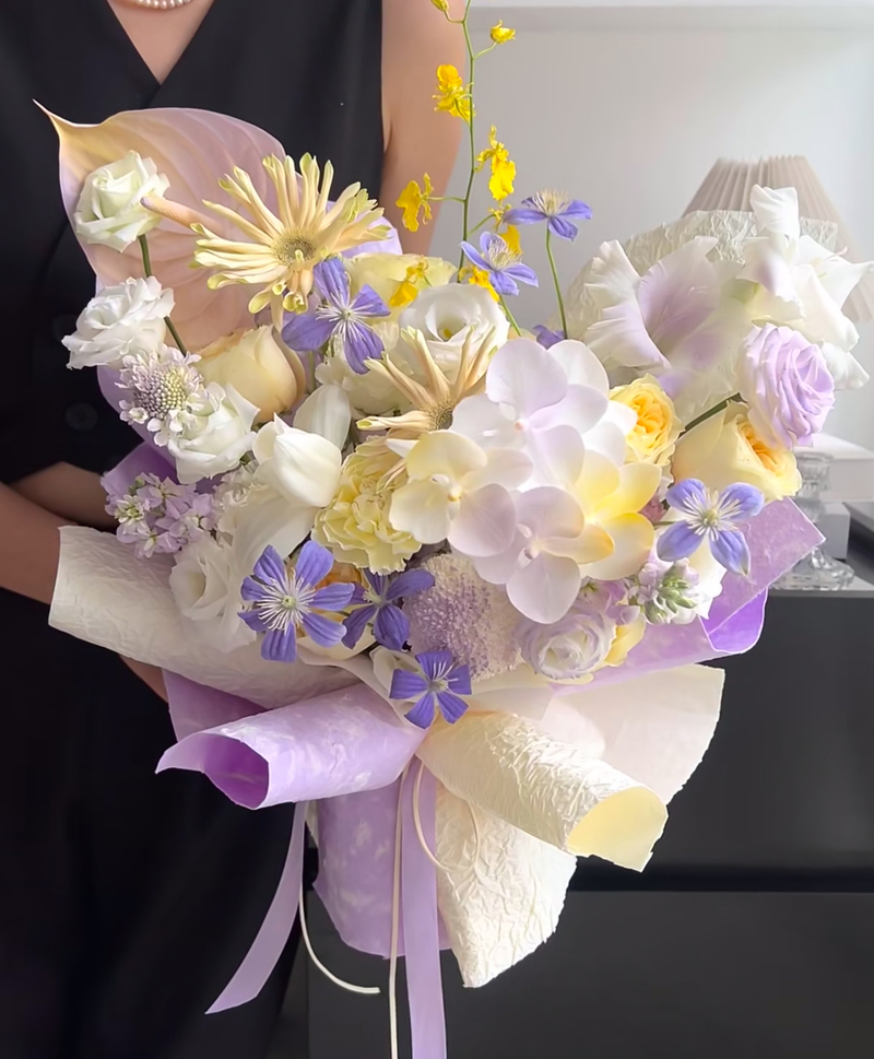 非洲菊混搭蝴蝶蘭、玫瑰花束(fl00025-0016)