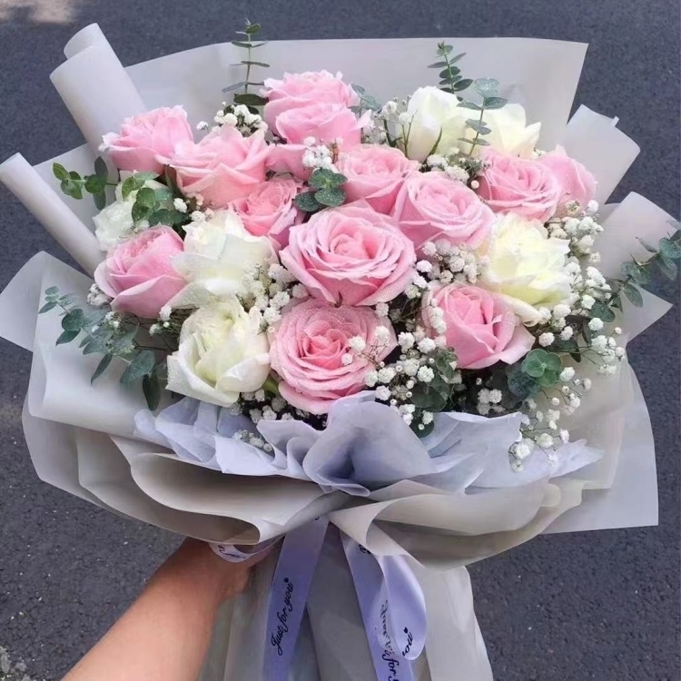 粉色玫瑰混搭白色玫瑰花束(fl00014-012)