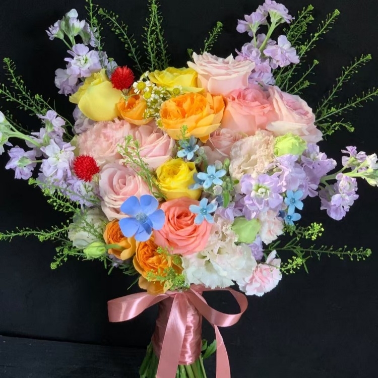玫瑰混搭紫羅蘭，花毛茛，勿忘我花束(fl00019-0056)