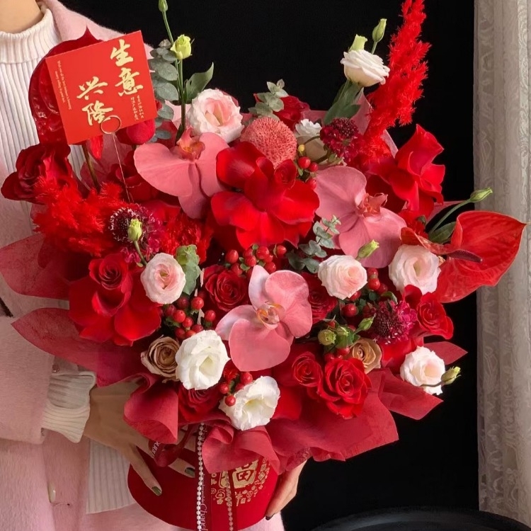 紅色玫瑰混搭蝴蝶蘭，洋桔梗花束(fl00019-0011)