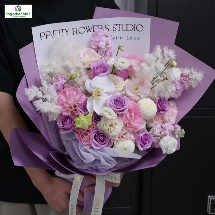 紫色玫瑰混搭蝴蝶蘭，乒乓菊花束(fl00026-0110)