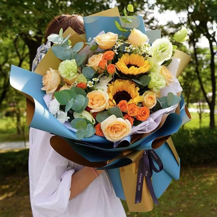 向日葵混搭玫瑰，洋桔梗花束(fl00004-0012)