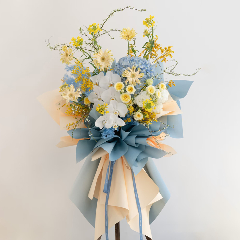 Phalaenopsis, gerbera and multi-headed roses mixed flower basket(fl00026-0159)