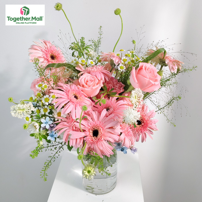 周花-粉色非洲菊混搭粉玫瑰、翠珠花束（fl0000-XH0053）