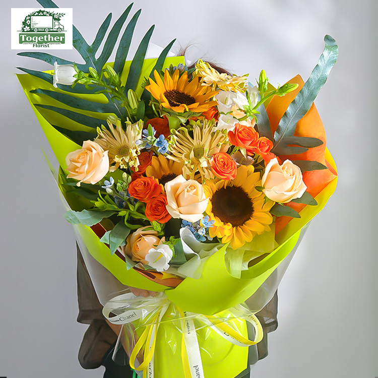 向日葵混搭香檳玫瑰、多頭橙芭比花束fl0000-XH0142