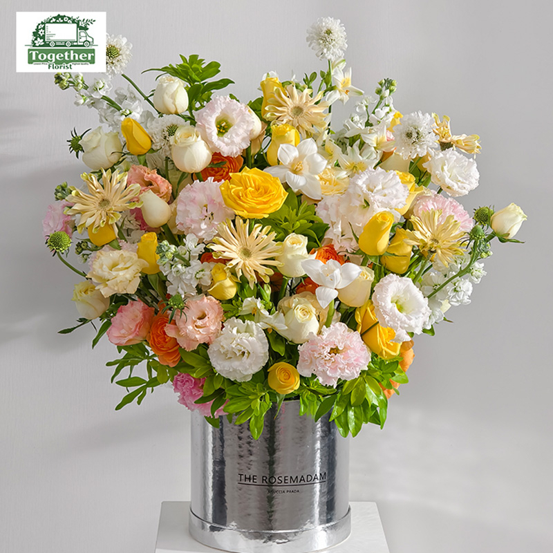 玫瑰混搭拉絲菊，桔梗花桶 fl0000-XH0151