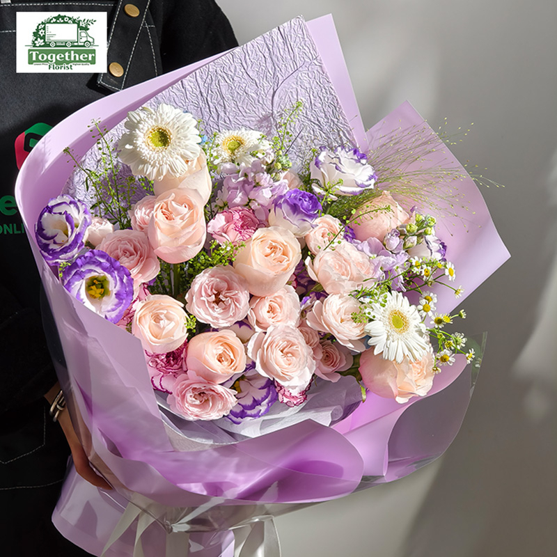 朱麗葉塔玫瑰混搭紫邊桔梗，非洲菊花束 fl0000-XH0190