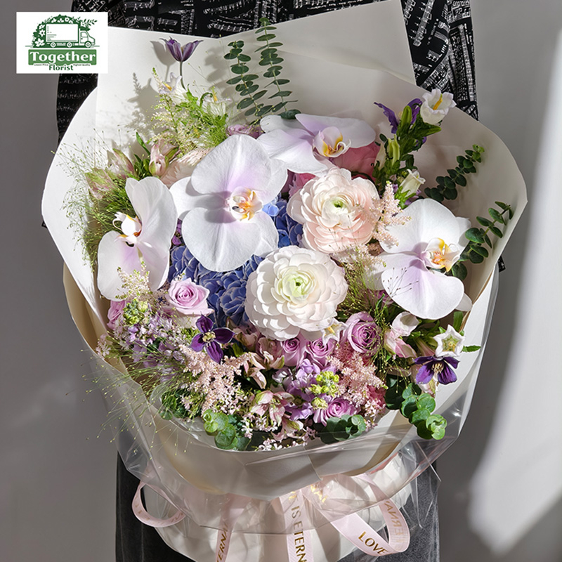 蝴蝶蘭混搭洋牡丹，藍色繡球花束 fl0000-XH00196