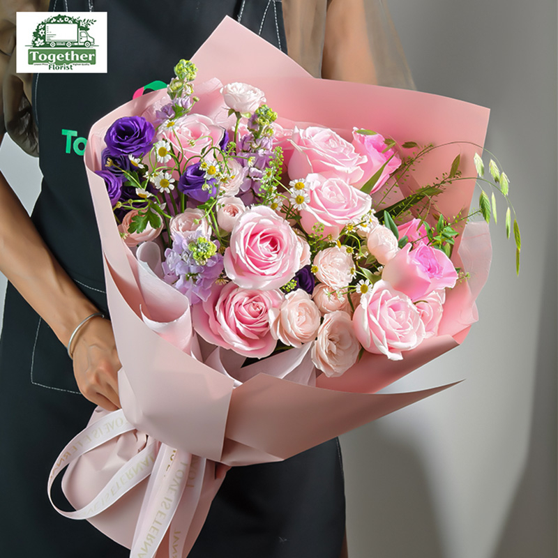 現貨-粉色玫瑰混搭洛神玫瑰，仙子之吻多頭玫瑰花束 fl0000-XH0197-251109