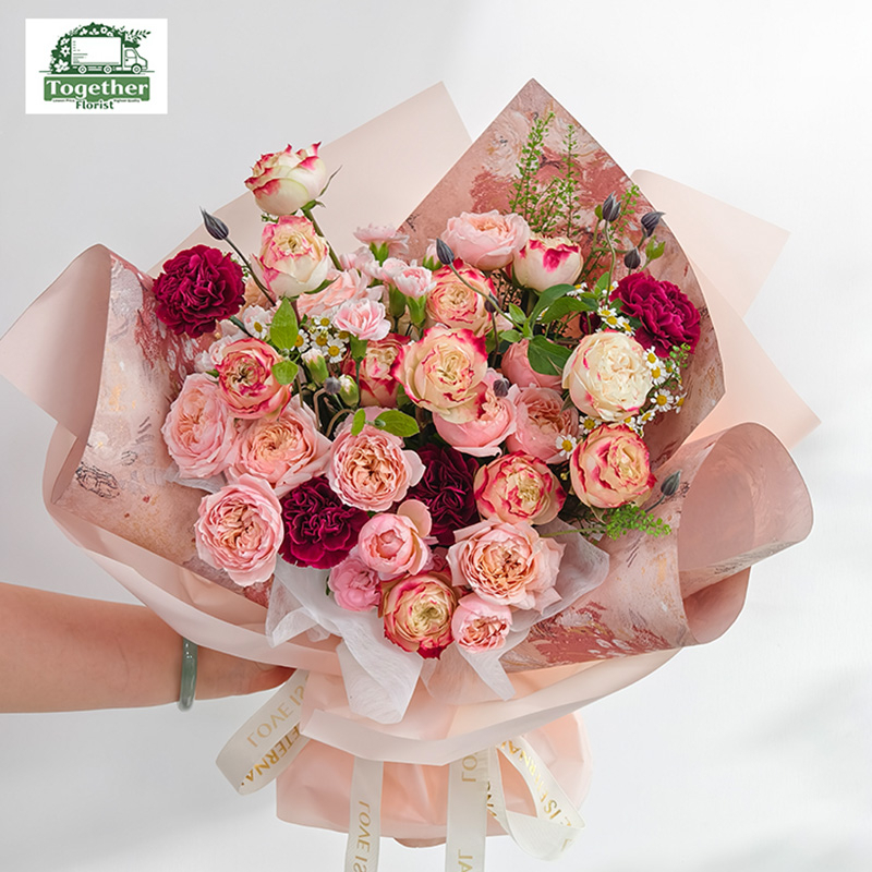 朱麗葉塔玫瑰混搭蘋果傑克玫瑰，康乃馨花束 fl0000-XH0204