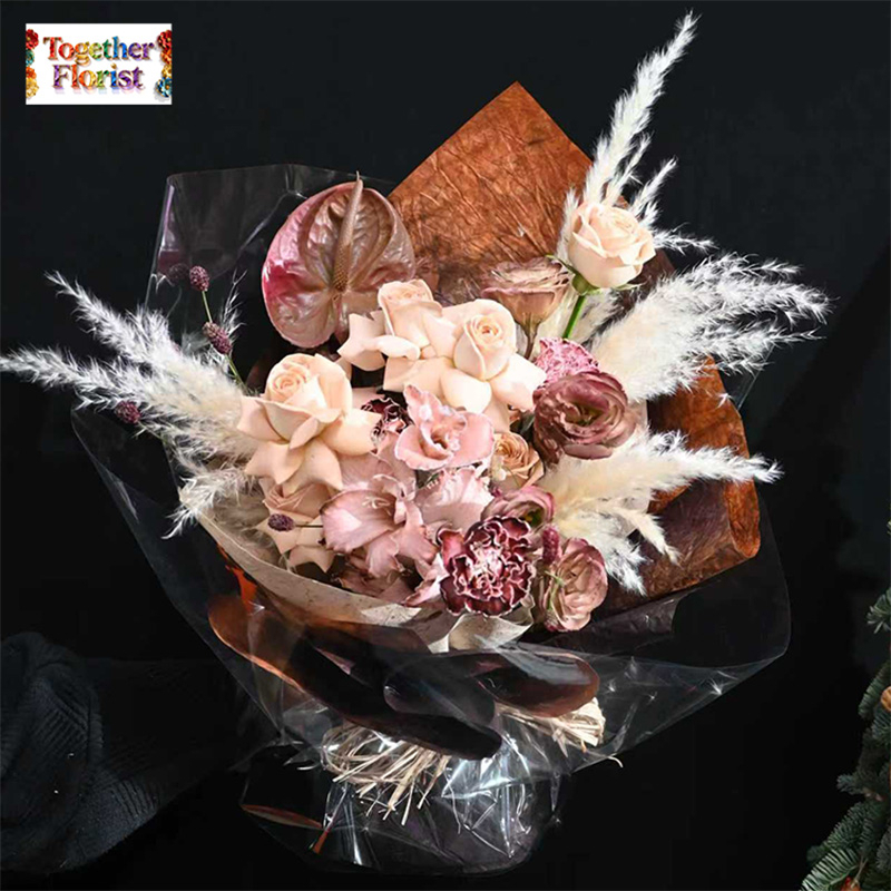 卡布奇諾混搭劍蘭，桔梗，康乃馨花束fl0000-XH0246