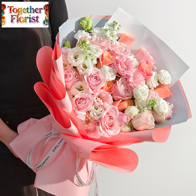 粉色玫瑰混搭白色桔梗，康乃馨花束 fl0000-XH0268