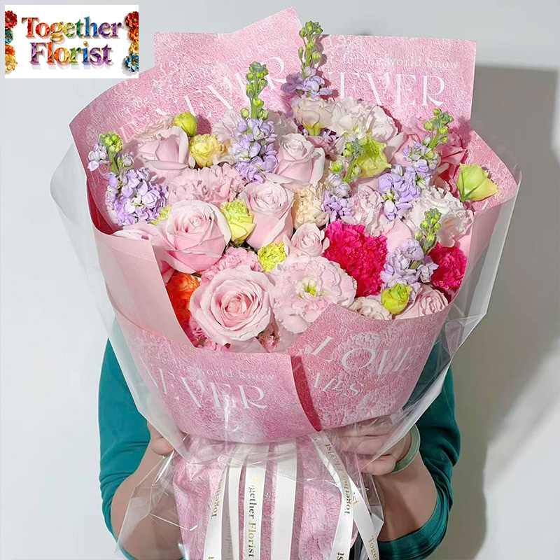 粉色玫瑰混搭冰淇淋桔梗，康乃馨花束 fl0000-XH0294