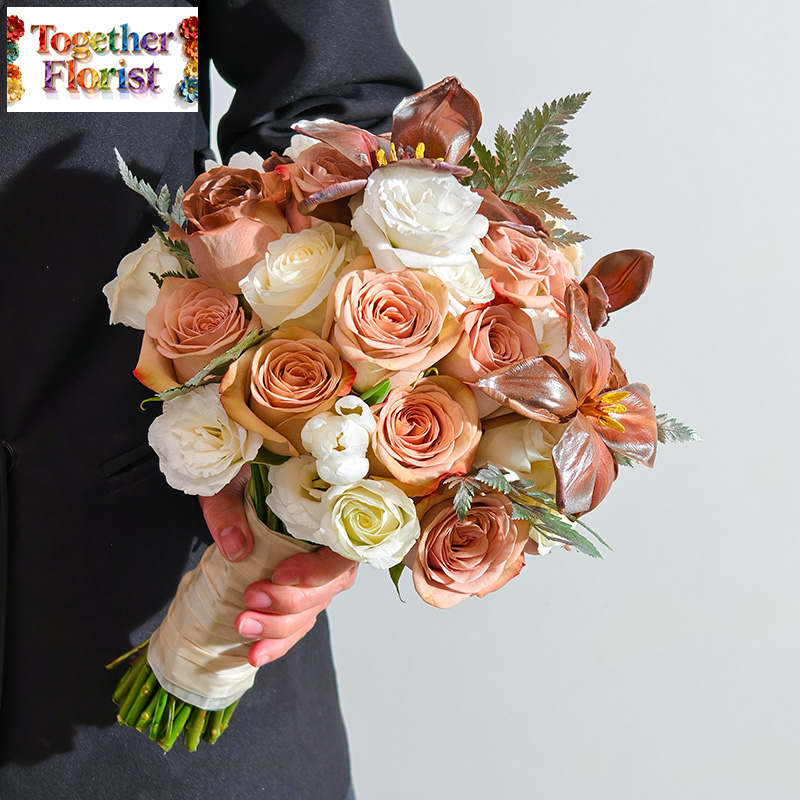 鬱金香混搭卡布奇洛玫，白色玫瑰手捧花花束 fl0000-XH0296