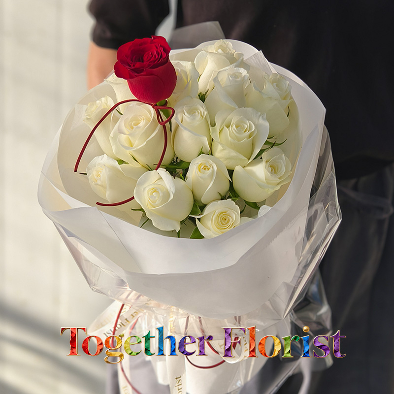 白玫瑰混搭紅玫瑰花束  fl0000-XH0319