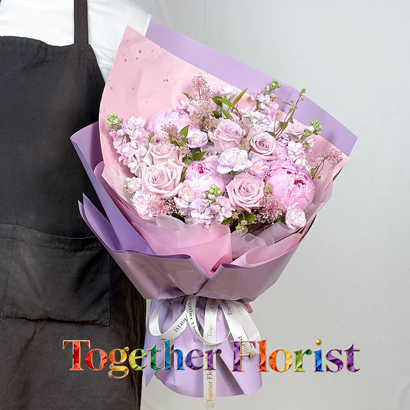 現貨-沙拉芍藥混搭甜蜜曼塔，多頭康乃馨花束 fl0000-XH0364-260519
